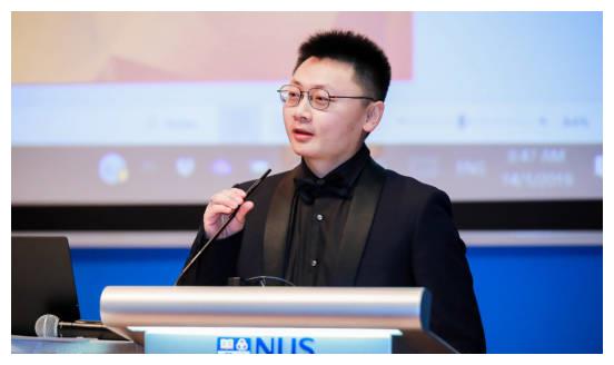 泰国国王普密蓬住院进行胆囊切除手术 巴育及英拉祈福-华体会官方