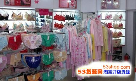 华体会官方_50岁那英携女儿健身  素颜挑战高难度动作