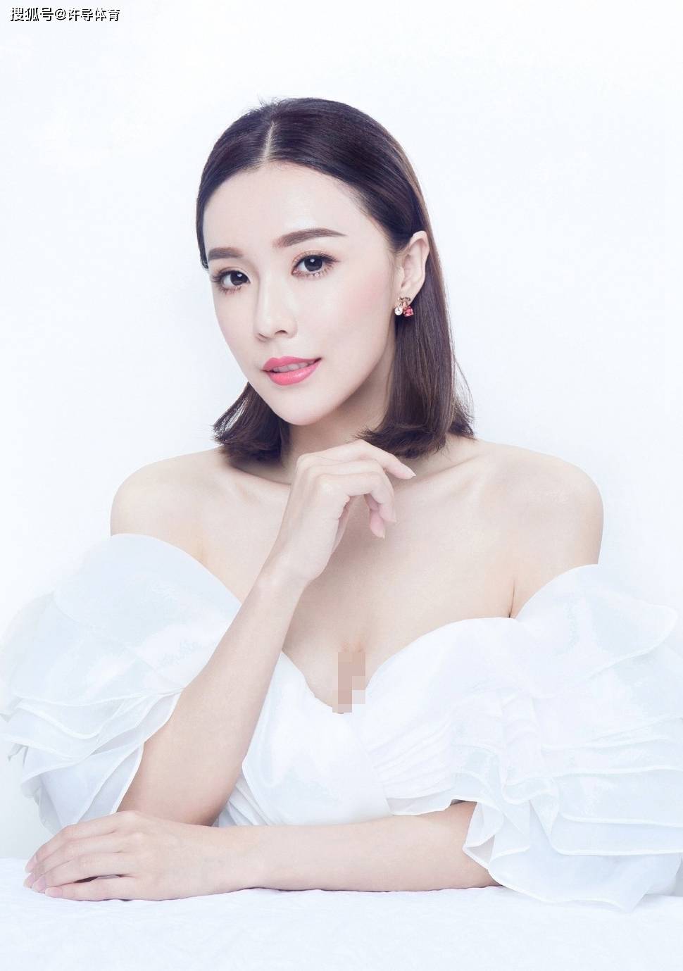 娱乐圈来自1995年的女星 她们个个都是尤物胚子 谁是你的菜“华体会电子”(图6)
娱乐圈来自1995年的女星 她们个个都是尤物胚子 谁是你的菜“华体会电子”(图6)